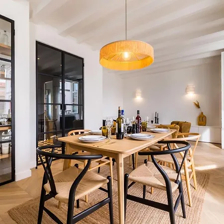 Bloom Keyweek Center ビアリッツ