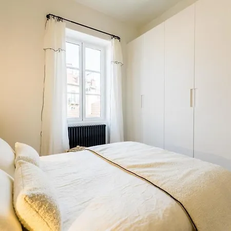 Apartment Bloom Keyweek Center *