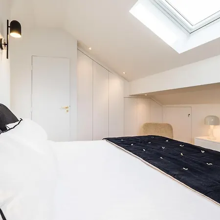 Bloom Keyweek Center *