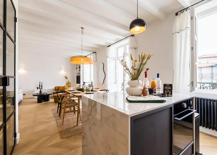 Bloom Keyweek Center 아파트 *