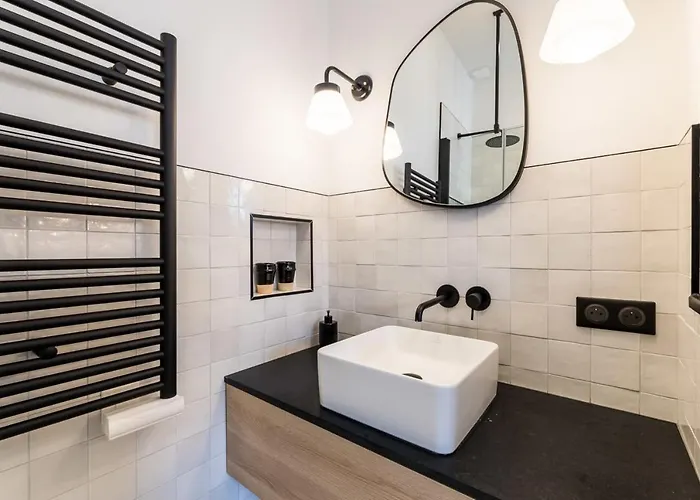 아파트 Bloom Keyweek Center